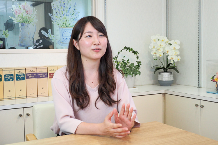 先輩の声 上野 亜美さんのインタビュー2